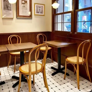 Solid Wood Commercial Table and Chair Set for Coffee Shops Tea Shops Dessert Shops Restaurants Eco-Friendly & Durable