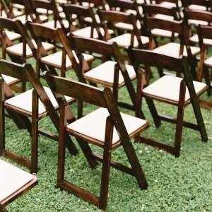 Top Quality Outdoor Wooden Look Foldable Garden Events Folding Brown Resin Chair