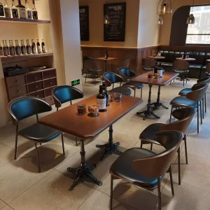 Vintage American Style Metal Frame Bar Stools with Handrails for Restaurants and Cafes