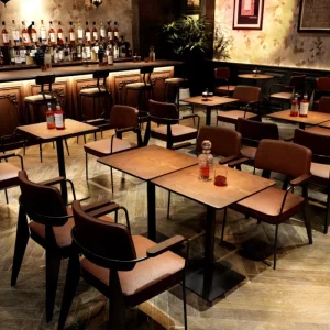 Vintage Nightclub Cafe Coffee Shop Square Solid Wood Leather High Bar Stool Restaurant Table Chair Set Commercial Furniture