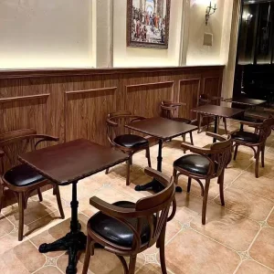 Vintage Solid Wood Dining Table and Chair Set Customized Restaurant Cafe Furniture for Hotels and Coffee Shops