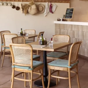 Wooden Pub and Restaurant Furniture Cafe Shop Furniture Square Solid Wood Table and Rattan Chairs Restaurant Table and Chair